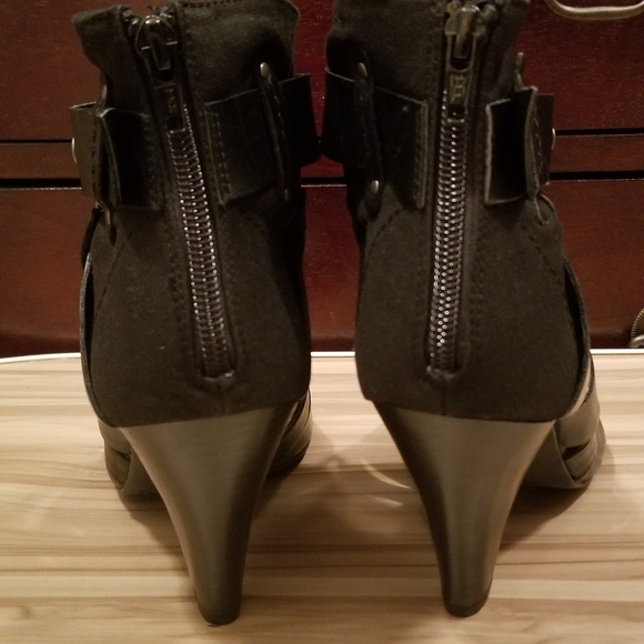 5th Avenue Leather High Heel Shoe Size 38 in EU. - Picture 5 of 6